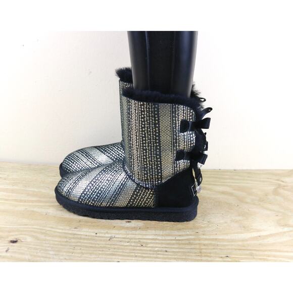 UGG Boots Womens 6 Silver Black Bailey Bling Crystals Shearling Lined Like New - Picture 1 of 9
